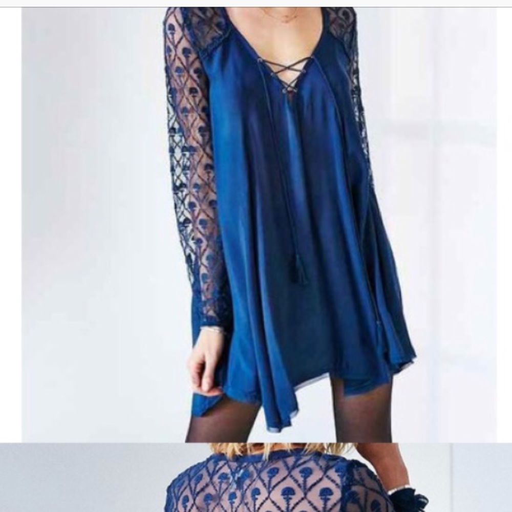 Urban Outfitters Navy flowy dress (Never worn)